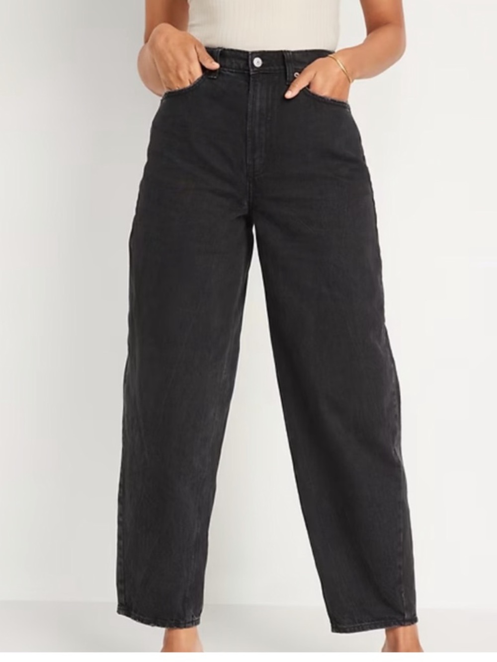 Old Navy Extra High-Rise Balloon Jeans in Washed Black size 16